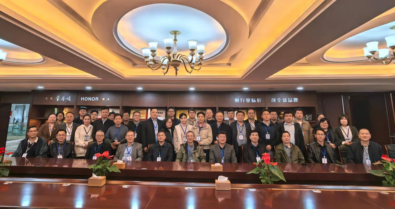 1763532141433095.jpg a4329f6f54d801566af1dfcac2dd2ac6.jpg